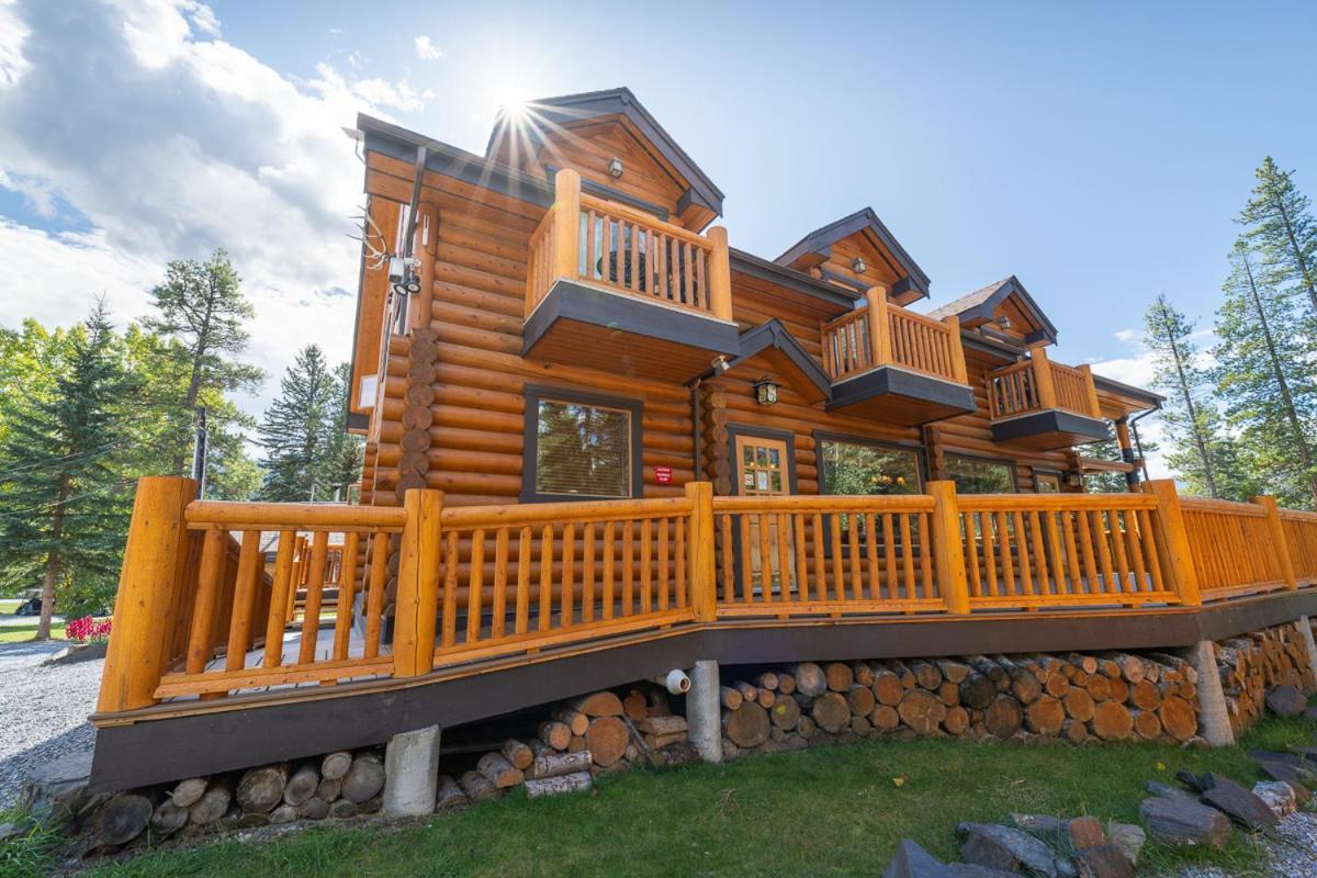 Castle Mountain Chalets Exterior photo
